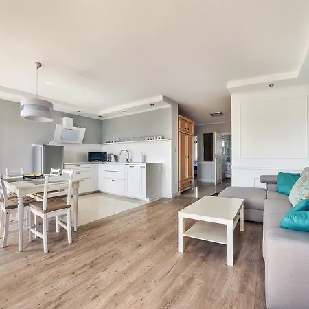 Sun & Snow Zeromskiego - W Poblizu Lasu I Plazy